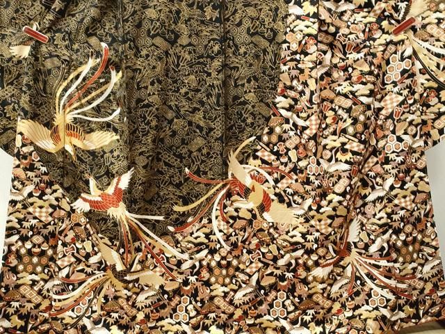 平和屋着物●豪華振袖　駒刺繍　鳳凰宝尽くし笹松文　黒地　金彩　正絹　逸品　未使用　CABM4686yc