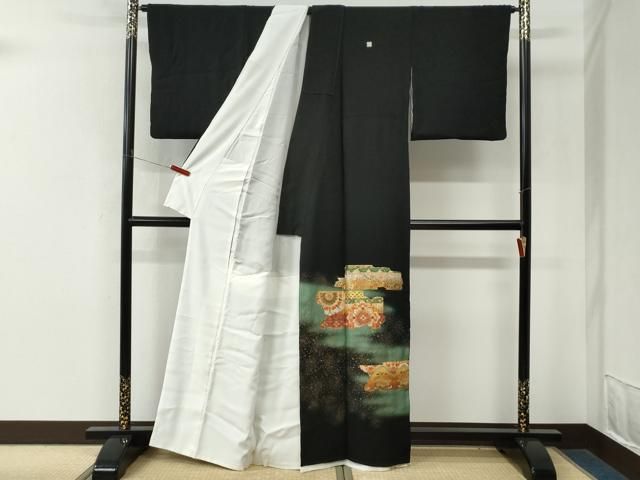 平和屋着物●ちぎり絵女流作家　谷口妙絵　黒留袖　古典愛蔵　暈し染め　金彩　正絹　逸品　CABM4690yc