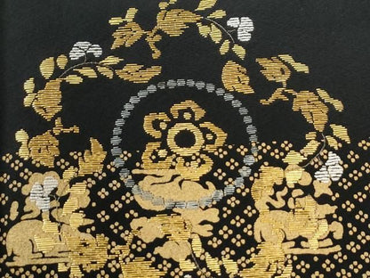 平和屋着物●豪華黒留袖　竹屋町刺繍　動物花唐草文　金彩　正絹　逸品　CABM4730yc