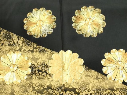 平和屋着物●豪華黒留袖　駒刺繍　舞花文　金彩　正絹　逸品　CABM4754yc