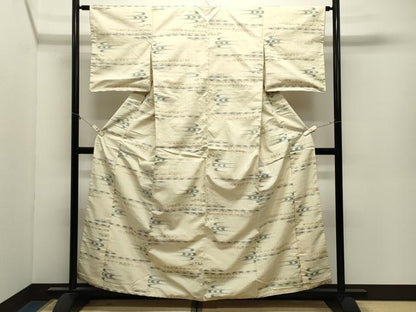 平和屋着物●上質な紬　琉球絣文様　正絹　逸品　CABM4835gh