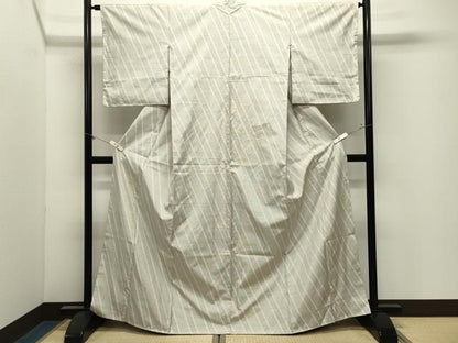 平和屋着物●本場大島紬　白大島　140亀甲　斜線文　正絹　逸品　未使用　CABM4907gh