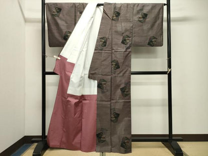 平和屋着物●本場大島紬　9マルキ　泥染め　色紙重ね風景文　山本織物謹製　証紙付き　正絹　逸品　CABM5202gh