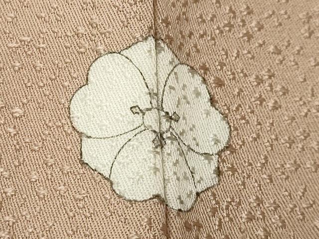 平和屋着物●上質な色無地　作家物　舞花地紋　白茶色　正絹　逸品　CABM5238gh
