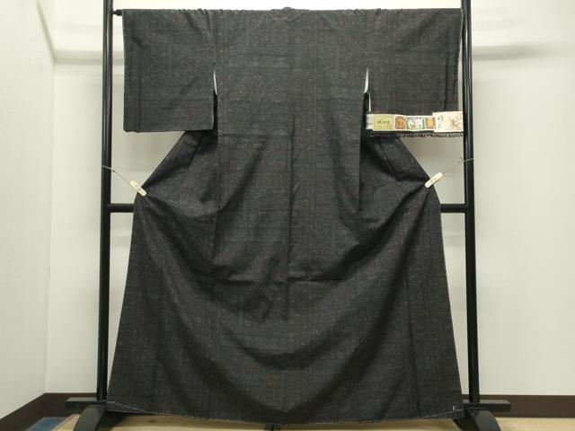 平和屋着物●塩沢紬　花唐草文　ますいわ屋扱い　証紙付き　正絹　逸品　CABM5243gh