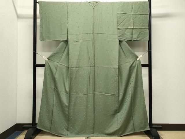 平和屋着物●上質な色無地　寿光織　花唐草地紋　松葉色　反端付き　正絹　逸品　未使用　CABM5363gh