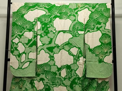 平和屋着物●豪華振袖　駒刺繍　絞り　松梅文　正絹　逸品　CABM5387gh
