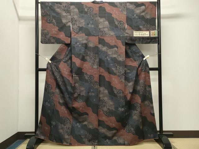 平和屋着物●伝統工芸士　七代目　吉澤与市　紬　絞り　花唐草文　証紙付き　正絹　逸品　CABM5399gh