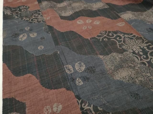 平和屋着物●伝統工芸士　七代目　吉澤与市　紬　絞り　花唐草文　証紙付き　正絹　逸品　CABM5399gh
