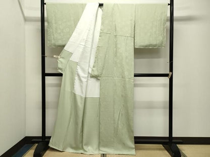 平和屋着物●皇室献上作家　北出与三郎監修　無地絵羽訪問着　草花地紋　若菜色　正絹　逸品　CABM5451gh