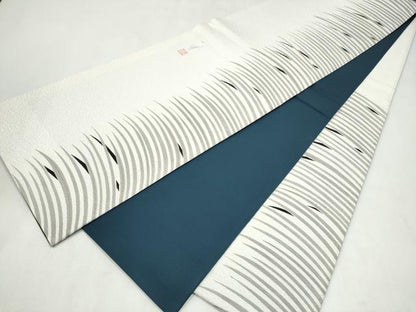 平和屋着物●東京友禅　菅有鬼一　六通柄袋帯　舞葉文　金彩　銀通し地　正絹　逸品　CABM6046hy