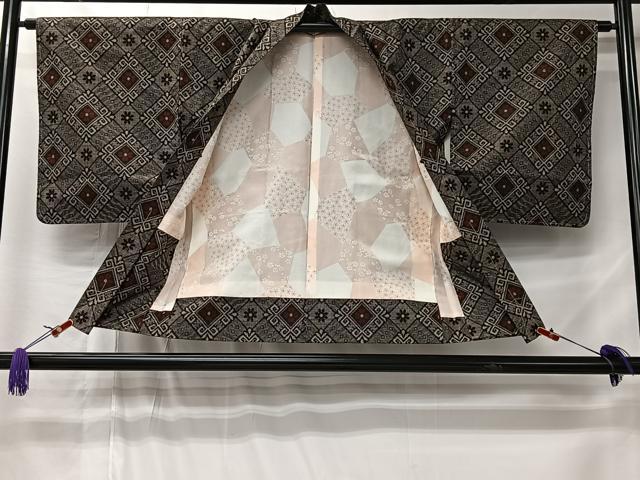 平和屋着物＃本場大島紬　龍郷絣　羽織　花菱文　正絹　逸品　未使用　CABM6418ua
