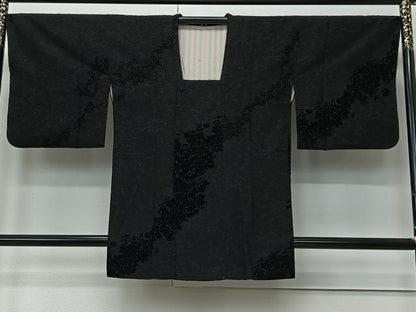 平和屋着物＃道行コート　輪奈ビロード　草花文　黒地　正絹　逸品　CABM6433ua