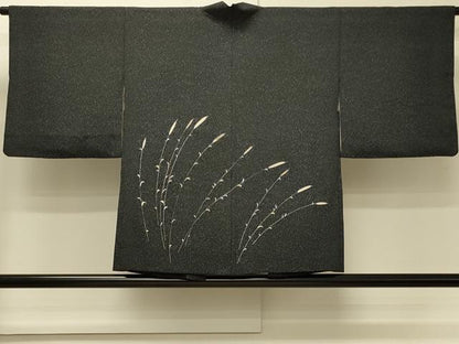 平和屋着物＃羽織　枝葉文　たたき染め　黒地　金糸　正絹　逸品　CABM8077in