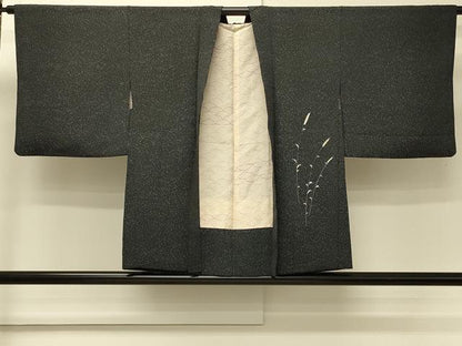 平和屋着物＃羽織　枝葉文　たたき染め　黒地　金糸　正絹　逸品　CABM8077in