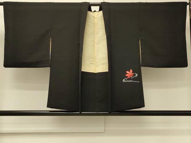 平和屋着物＃羽織　刺繍　流水舞葉文　黒地　正絹　逸品　CABM8097in