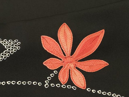 平和屋着物＃羽織　刺繍　流水舞葉文　黒地　正絹　逸品　CABM8097in