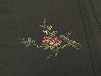 平和屋着物＃羽織　寿光織　枝花文　黒地　金糸　正絹　逸品　CABM8102in