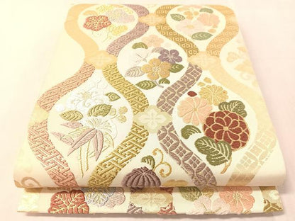 平和屋着物●六通柄袋帯　唐織　立涌花文　金糸　正絹　逸品　CABM9133vp