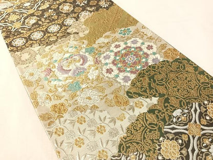平和屋着物●両方向　全通柄袋帯　正倉院　雲取平脱華文　金糸　正絹　逸品　未使用　CABM9153vp
