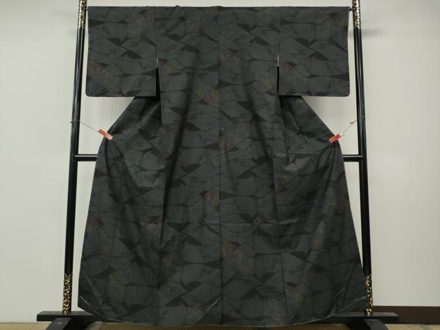 平和屋着物●本場大島紬　9マルキ　蒔絵飛鶴文　正絹　逸品　未使用　CABM9227ut