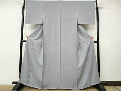 平和屋着物●上質な色無地　作家物　紋意匠　牡丹鼠色　正絹　逸品　CABM9245ut