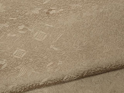 平和屋着物●上質な色無地　宝尽くし地紋　白茶色　正絹　逸品　未使用　CABM9305ut