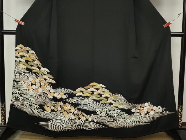 平和屋着物●創業460年・千總　黒留袖　駒刺繍　松竹梅　金彩　正絹　逸品　CABM9347ut