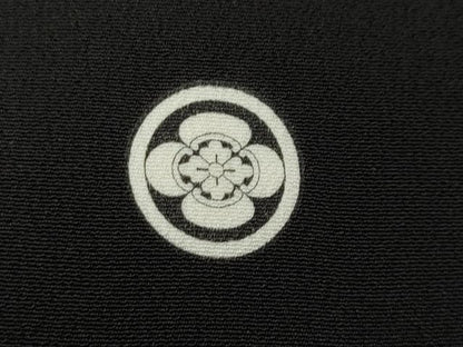 平和屋着物●創業460年・千總　黒留袖　刺繍　双鶴花文　金彩　高島屋扱い　正絹　逸品　CABM9358ut