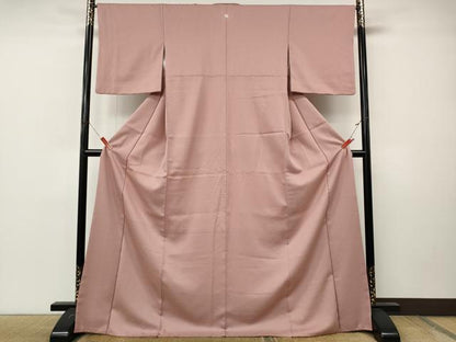 平和屋着物●東京友禅　熊谷好博子監修　色無地　菱地紋　珊瑚色　ロング丈　洗える着物　CABM9369ut
