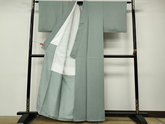 平和屋着物●上質な色無地　紋意匠　青磁鼠色　正絹　逸品　CABM9403ut