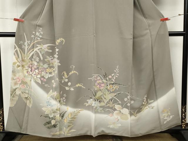 平和屋着物●訪問着　駒刺繍　草花文　暈し染め　金彩　正絹　逸品　CABM9469ut