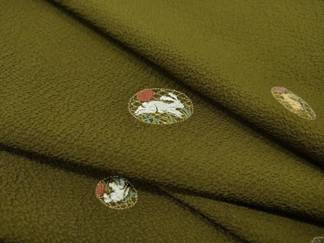 平和屋着物●小紋　反物　総刺繍　うさぎ丸文　鶯茶色　金銀糸　丹後ちりめん　着尺　逸品　未使用　CABN1025ju