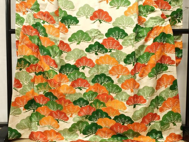 平和屋着物■豪華振袖　駒刺繍　松葉文　金彩　正絹　逸品　CABN1355ev