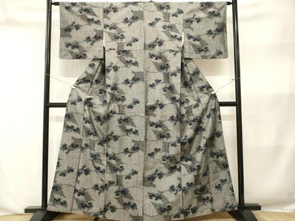 平和屋着物■上質な紬　舞葉文　正絹　逸品　CABN1381ev