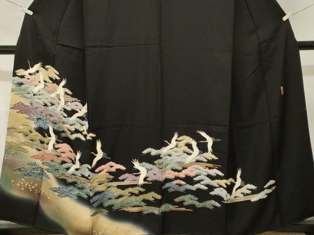 平和屋着物■豪華黒留袖　作家物　飛鶴松葉文　暈し染め　金彩　正絹　逸品　CABN1509ev