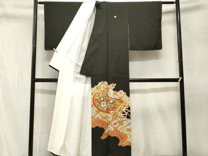 平和屋着物■豪華黒留袖　駒刺繍　絵巻天井花文　金彩　正絹　逸品　CABN1783ev
