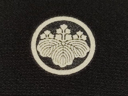 平和屋着物■豪華黒留袖　仕覆　屏風花鳥文　十二単　金銀彩　正絹　逸品　CABN1879ev
