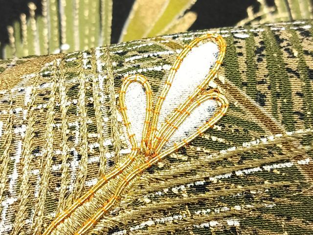 平和屋着物■豪華黒留袖　駒刺繍　枝松文　金彩　正絹　逸品　CABN2016xe