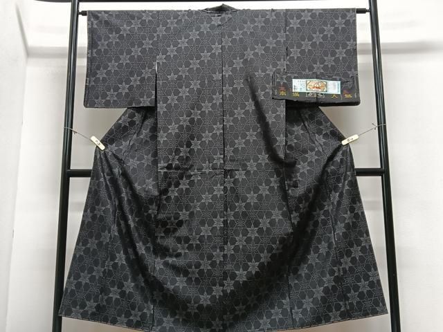 平和屋着物■本場大島紬　麻の葉文様　大山謹製　ほていや扱い　証紙付き　正絹　逸品　未使用　CABN2211xe