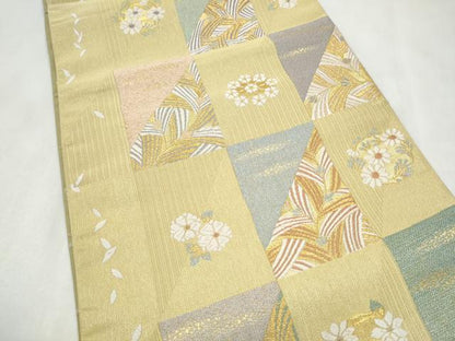 平和屋着物●六通柄袋帯　唐織　市松草花文　金糸　正絹　逸品　CABN2520hy