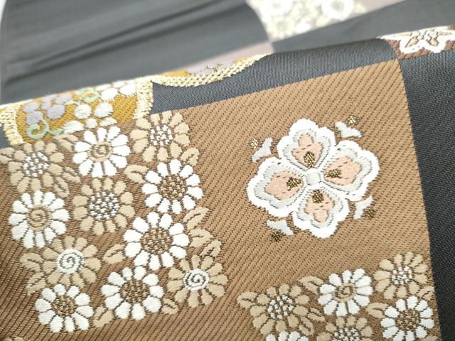 平和屋着物●六通柄袋帯　唐織　市松舞花文　金糸　正絹　逸品　CABN2541hy