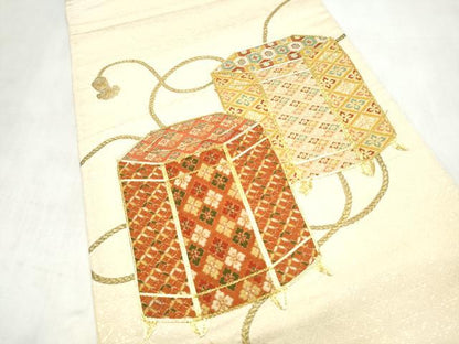 平和屋着物●太鼓柄袋帯　総刺繍　駒刺繍　貝桶花文　正絹　逸品　CABN2702hy