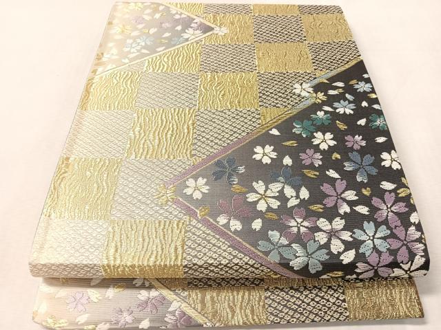平和屋着物●西陣　熊井一雄作　六通柄袋帯　唐織　市松舞桜　金糸　証紙付き　上代48万　正絹　逸品　未使用　CABN2822vp