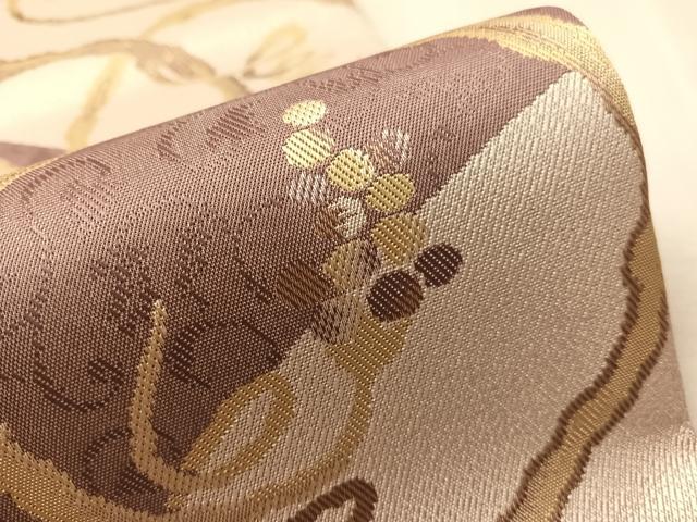平和屋着物●両面　全通柄袋帯　経錦　豊穣　葡萄唐草文　金糸　やまと誂製　正絹　逸品　未使用　CABN2932vp