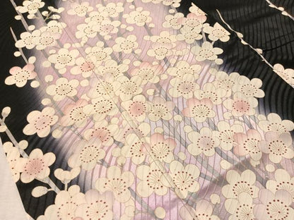 平和屋着物●豪華振袖　槍梅　暈し染め　黒地　金彩　やまと誂製　正絹　逸品　CABN3177vp