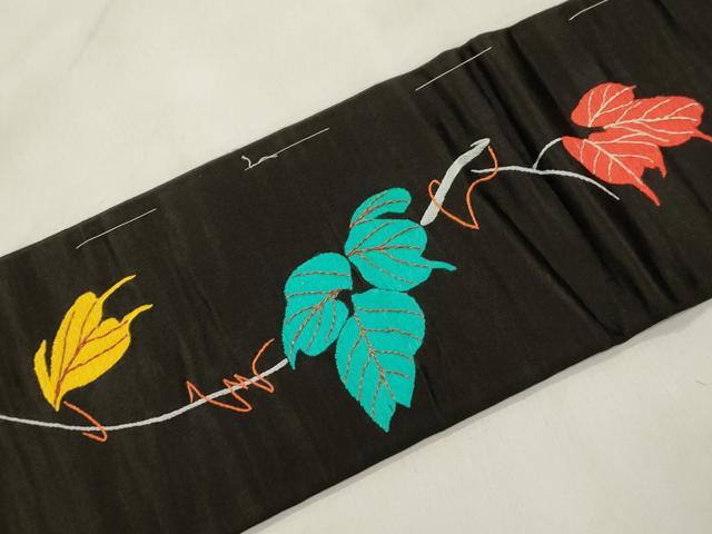 平和屋着物●アンティーク　大正ロマン　九寸名古屋帯　総手刺繍　尾長鳥花文　黒地　金糸　正絹　逸品　CABN3680dy