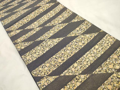 平和屋着物●六通柄袋帯　松涛つづれ　草花文　金糸　正絹　逸品　CABN3880dy