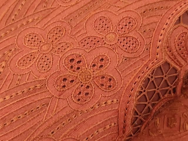 平和屋着物●中国三大刺繍　スワトウ刺繍　相良刺繍　総刺繍　太鼓柄袋帯　紬地　雲取り草花文　正絹　逸品　未使用　CABN3931dy