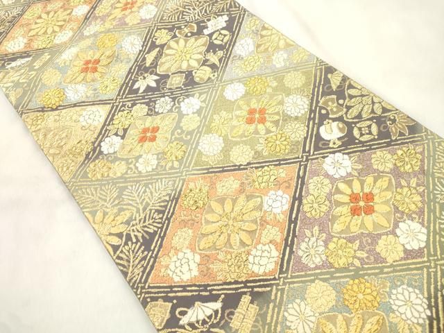 平和屋着物●唐織・西陣の老舗・名門・藤原織物　六通柄袋帯　唐織　菱花文　金糸　正絹　逸品　CABN3960dy